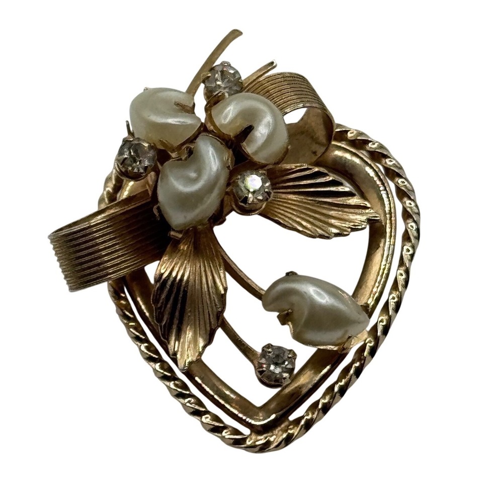Vintage Baby Tooth Shaped Faux Pearl Gold Tone Heart Brooch
